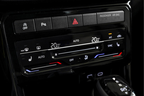 Volkswagen T-Cross 1.0 TSI Style 110 PK - Automaat | Dig.Cockpit | Adapt.Cruise |  Stoelverw. | PDC | Camera | App.Connect | ECC | Afn.Trekhaak | LM 18" |
