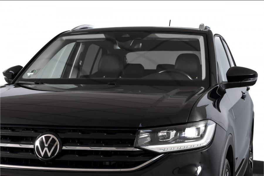 Volkswagen T-Cross 1.0 TSI Style 110 PK - Automaat | Dig.Cockpit | Adapt.Cruise |  Stoelverw. | PDC | Camera | App.Connect | ECC | Afn.Trekhaak | LM 18" |