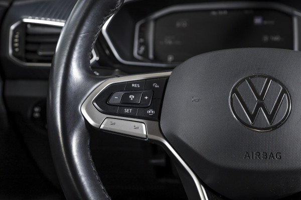 Volkswagen T-Cross 1.0 TSI Style 110 PK - Automaat | Dig.Cockpit | Adapt.Cruise |  Stoelverw. | PDC | Camera | App.Connect | ECC | Afn.Trekhaak | LM 18" |