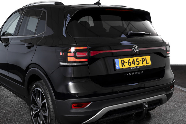 Volkswagen T-Cross 1.0 TSI Style 110 PK - Automaat | Dig.Cockpit | Adapt.Cruise |  Stoelverw. | PDC | Camera | App.Connect | ECC | Afn.Trekhaak | LM 18" |