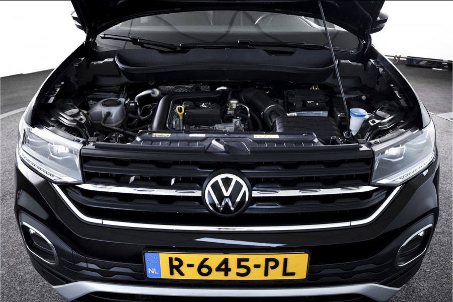 Volkswagen T-Cross 1.0 TSI Style 110 PK - Automaat | Dig.Cockpit | Adapt.Cruise |  Stoelverw. | PDC | Camera | App.Connect | ECC | Afn.Trekhaak | LM 18" |