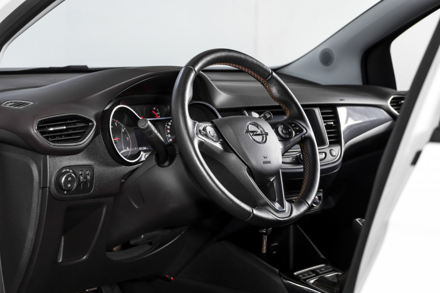 Opel Crossland X 1.2 83 PK Edition | Cruise | Stoel-+Stuurverw. | Afn.Trekhaak | PDC | App.Connect | Auto.Airco | LM 16" |