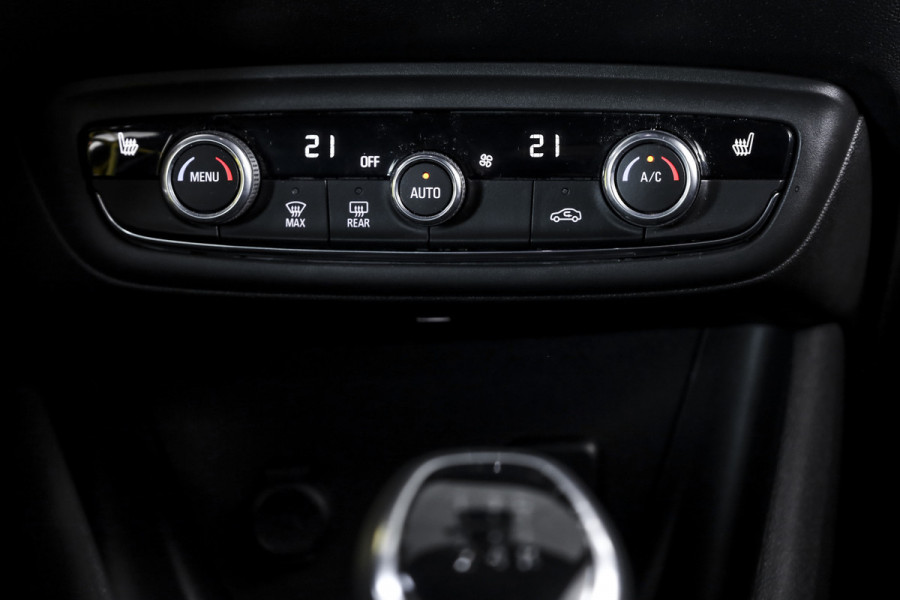 Opel Crossland X 1.2 83 PK Edition | Cruise | Stoel-+Stuurverw. | Afn.Trekhaak | PDC | App.Connect | Auto.Airco | LM 16" |
