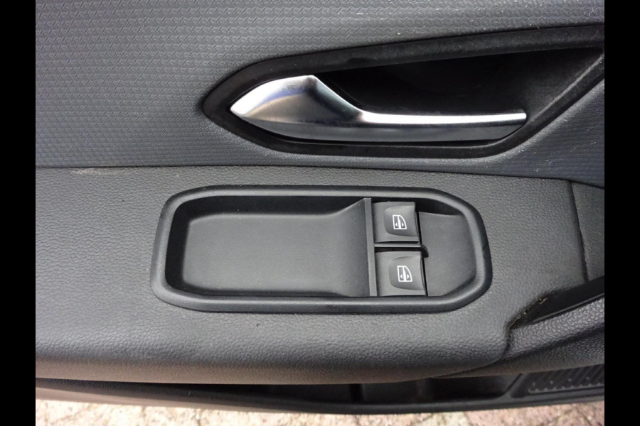 Renault Express 1.5 dCi 75 Comfort AIRCO GROOT NAVI SCHERM CAMERA CRUISE CONTROL
