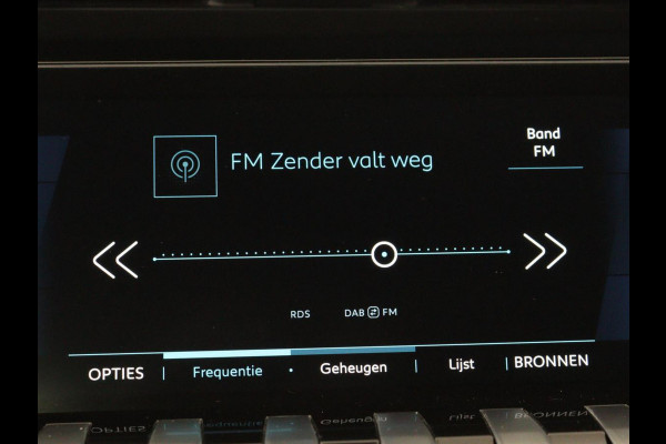 Peugeot 508 1.6 HYbrid GT | Panoramadak | Trekhaak | Stoelverwarming | FOCAL Sound | 360 camera | Adaptive cruise | Full LED | Carplay | Keyless | Navigatie | PHEV