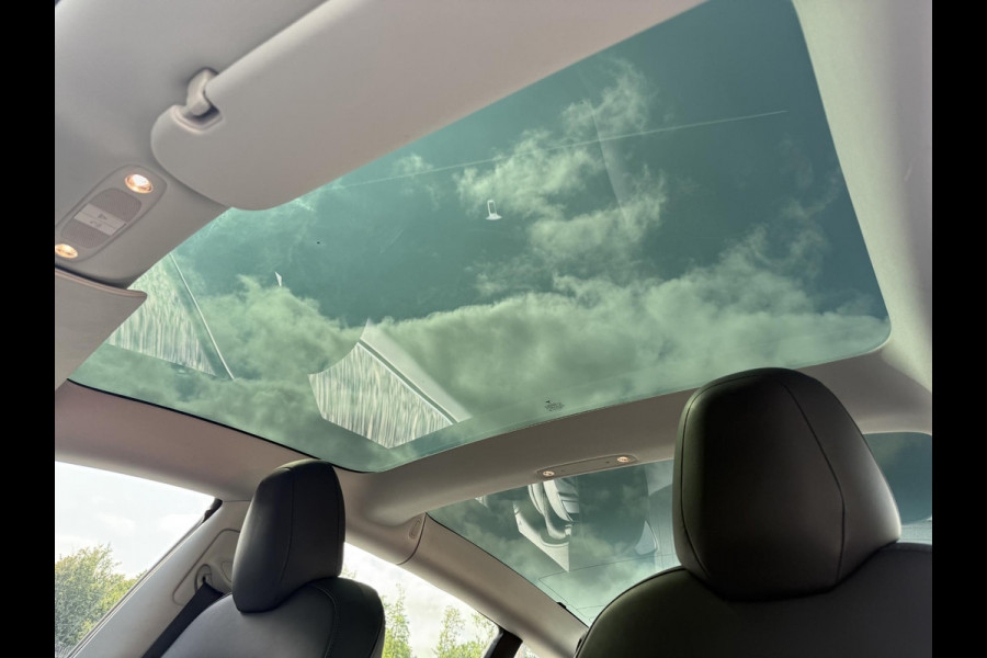 Tesla Model 3 Long Range AWD 75 kWh 1e Eigenaar,Autopilot,Panodak,BTW Auto,Leder,360 Camera,NL Auto,N.A.P,Nieuwe APK bij Aflevering