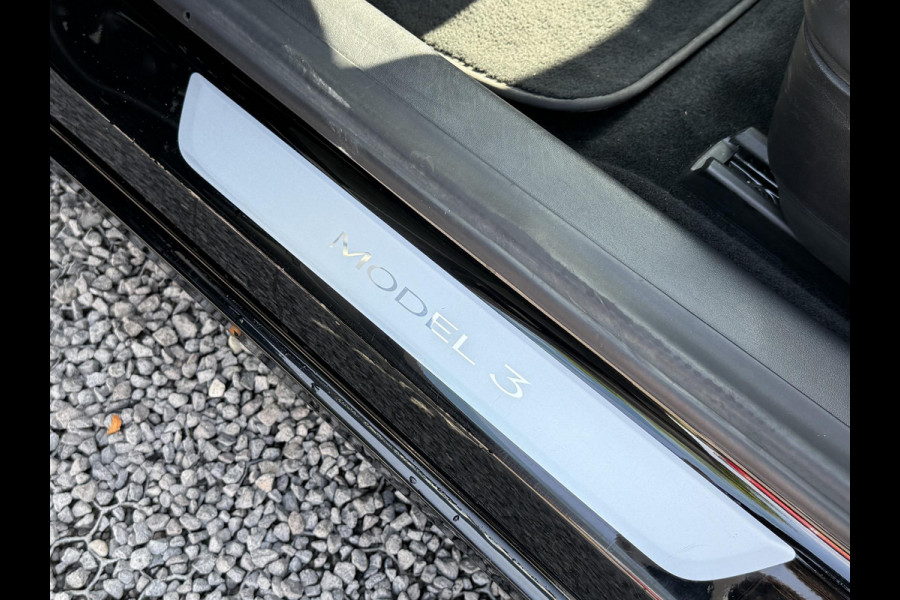 Tesla Model 3 Long Range AWD 75 kWh 1e Eigenaar,Autopilot,Panodak,BTW Auto,Leder,360 Camera,NL Auto,N.A.P,Nieuwe APK bij Aflevering