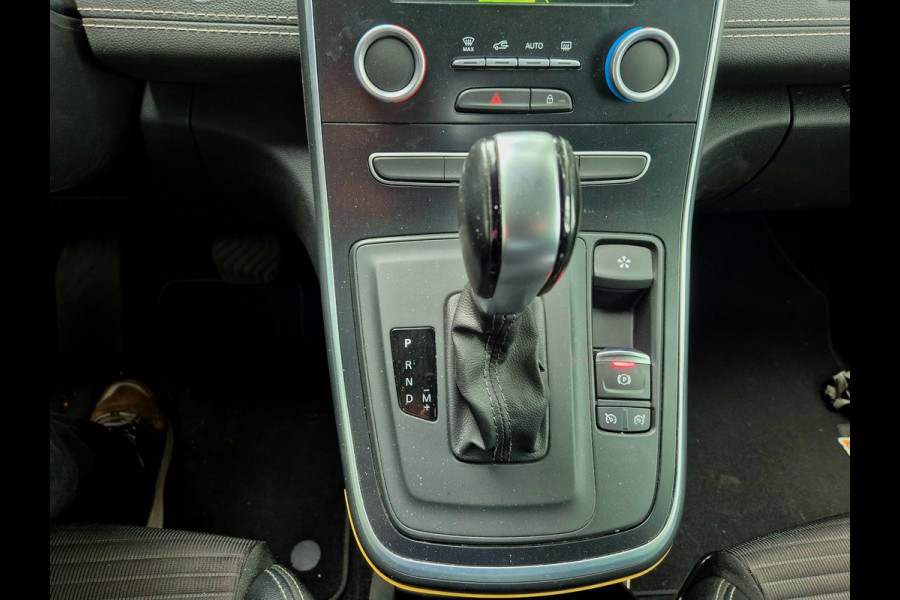Renault Scénic 1.3 TCe Intens / automaat / groot navi . Camera