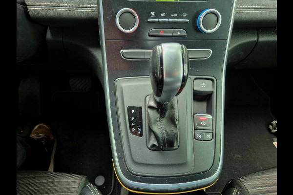 Renault Scénic 1.3 TCe Intens / automaat / groot navi . Camera