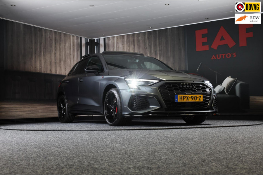 Audi A3 Sportback 45 TFSI e RS3 Look / 245 PK / RS Zetels / B & O / Head Up / Lane Assist / Open Pano / Matrix / Virtual Cockpit