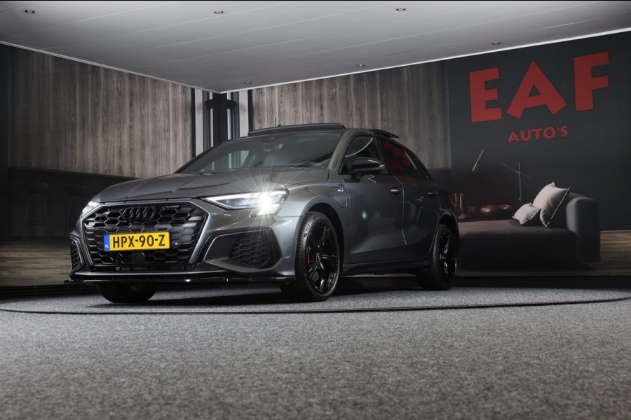 Audi A3 Sportback 45 TFSI e RS3 Look / 245 PK / RS Zetels / B & O / Head Up / Lane Assist / Open Pano / Matrix / Virtual Cockpit