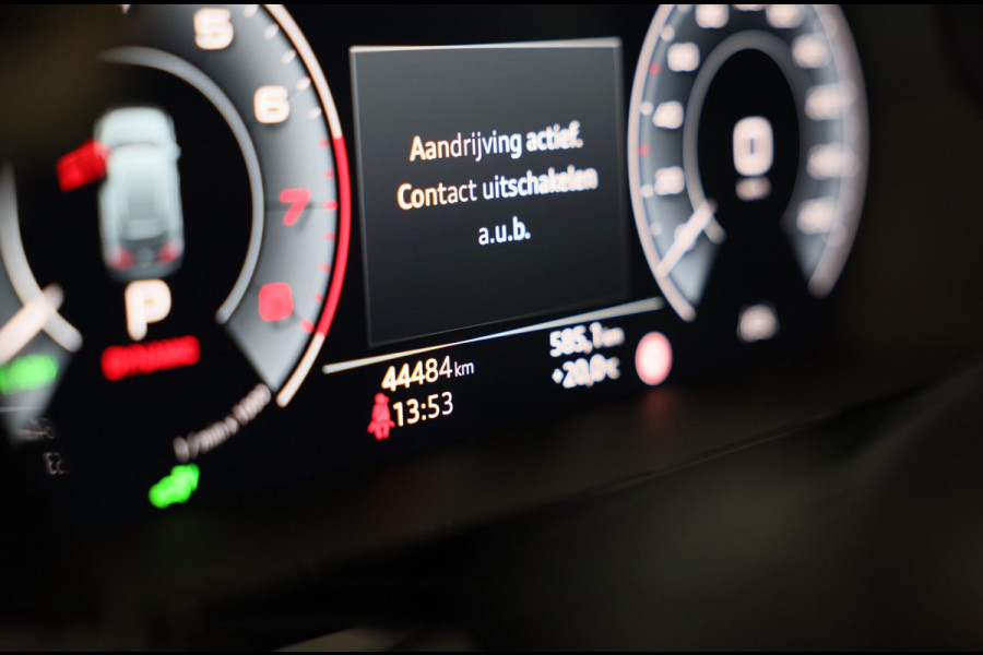 Audi A3 Sportback 45 TFSI e RS3 Look / 245 PK / RS Zetels / B & O / Head Up / Lane Assist / Open Pano / Matrix / Virtual Cockpit