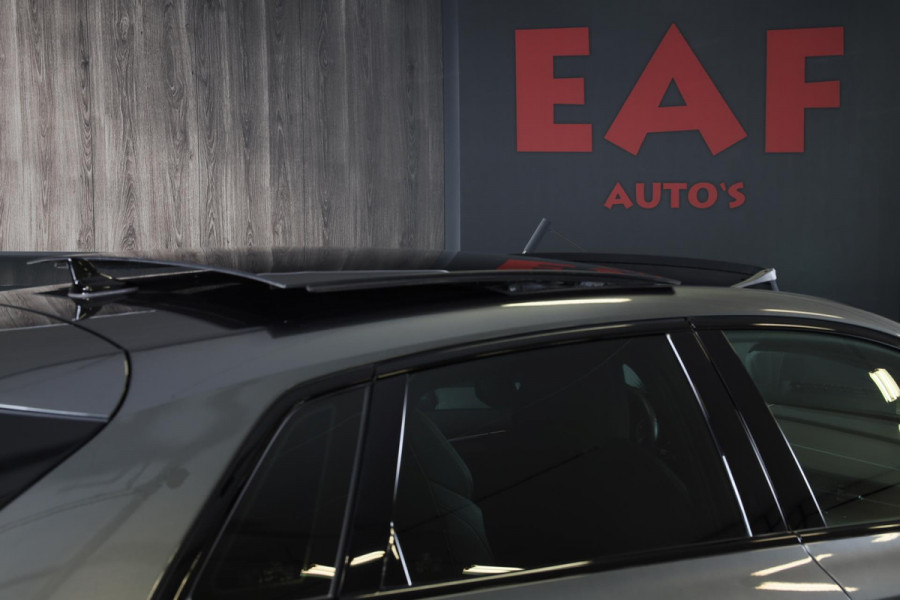 Audi A3 Sportback 45 TFSI e RS3 Look / 245 PK / RS Zetels / B & O / Head Up / Lane Assist / Open Pano / Matrix / Virtual Cockpit