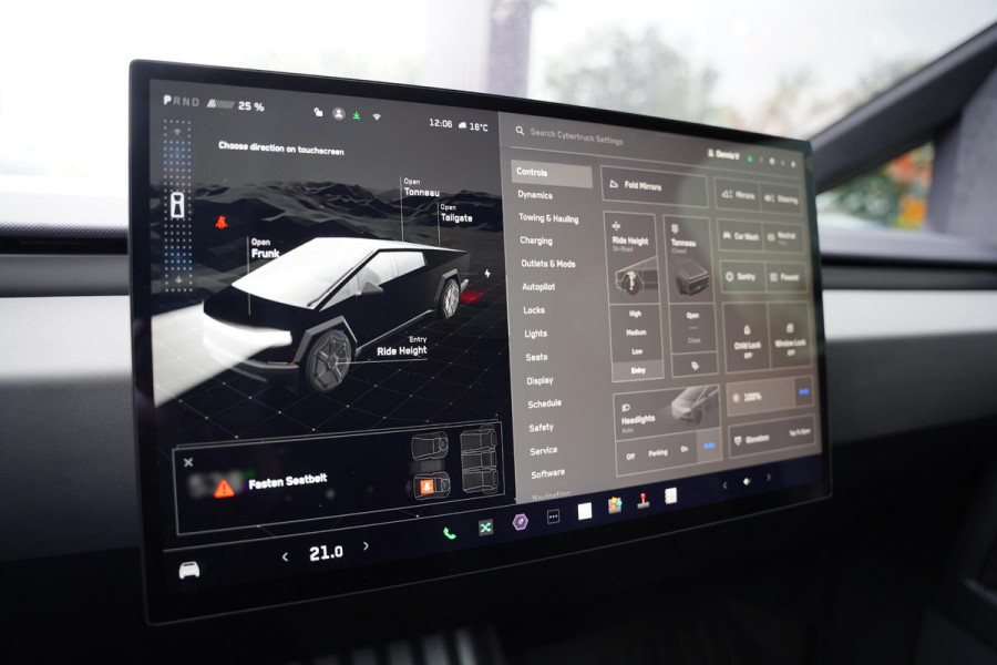 Tesla Cybertruck AWD 100 kWh Foundation Series