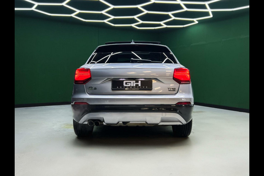 Audi Q2 2.0 TFSI quattro S-Line | Pano | Sfeer | Virtual