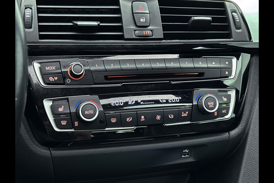 BMW 3-serie Gran Turismo 320i Centennial High Executive. M-SPORT (NL-auto, Dealer OnderH, Panorama, Navi Pro, StoelV, Etc)