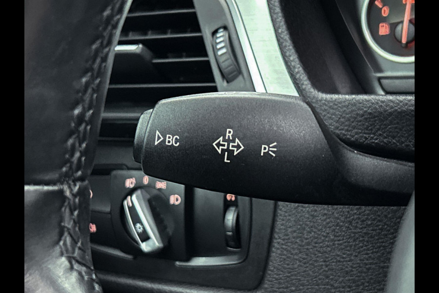 BMW 3-serie Gran Turismo 320i Centennial High Executive. M-SPORT (NL-auto, Dealer OnderH, Panorama, Navi Pro, StoelV, Etc)