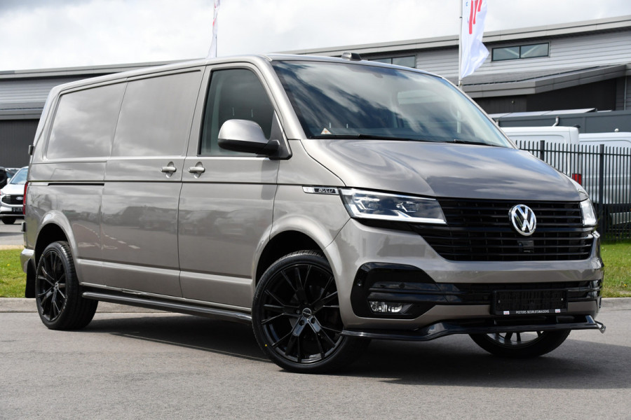 Volkswagen Transporter 2.0 TDI L2H1 Bulli Adaptieve Cruise, Virtual, Carplay, LED, Trekhaak, Leder, Stoelverwarming, 150PK Uniek!