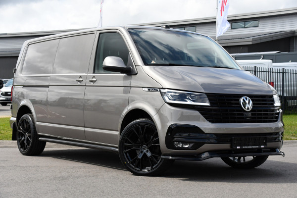 Volkswagen Transporter 2.0 TDI L2H1 Bulli Adaptieve Cruise, Virtual, Carplay, LED, Trekhaak, Leder, Stoelverwarming, 150PK Uniek!