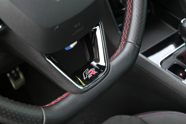 Seat Ateca 1.5 TSI FR Business Intense Pano Virtual Carplay Sfeer '19