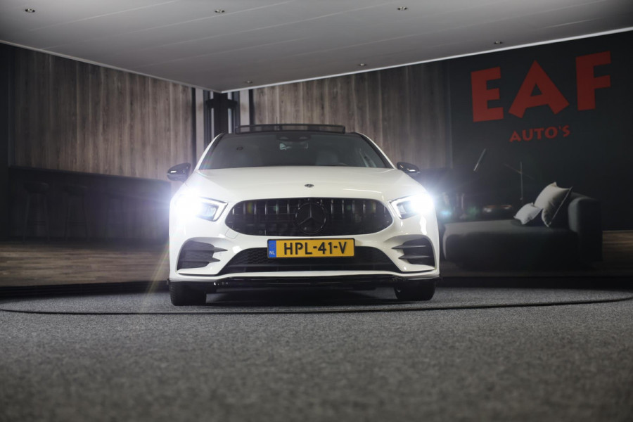 Mercedes-Benz A-Klasse 200 AMG 45 Look / Aut / 163 Pk / Navi / Camera / Cruise Control / F1 Flippers / Open Panoramadak / Led / 19