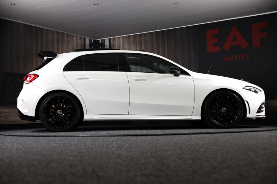 Mercedes-Benz A-Klasse 200 AMG 45 Look / Aut / 163 Pk / Navi / Camera / Cruise Control / F1 Flippers / Open Panoramadak / Led / 19