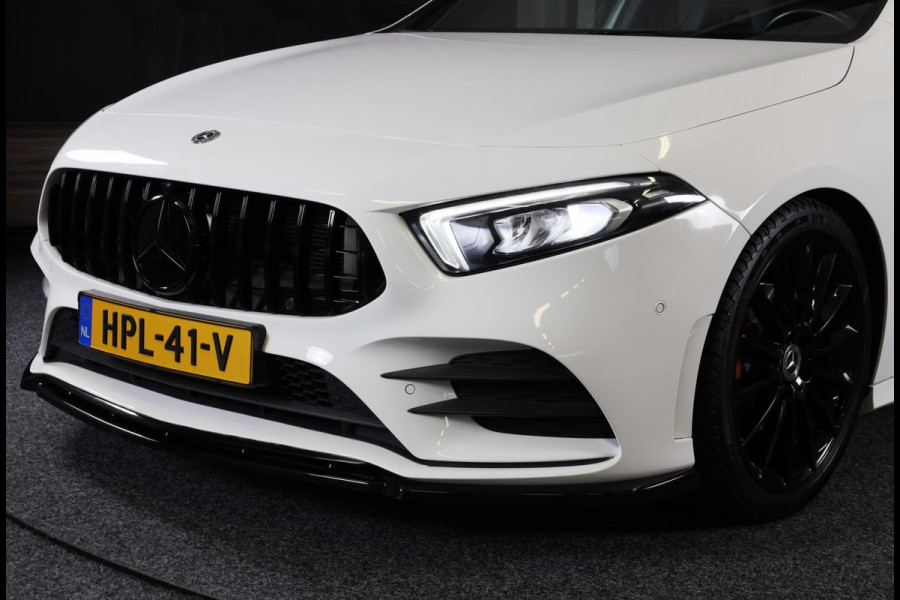 Mercedes-Benz A-Klasse 200 AMG 45 Look / Aut / 163 Pk / Navi / Camera / Cruise Control / F1 Flippers / Open Panoramadak / Led / 19