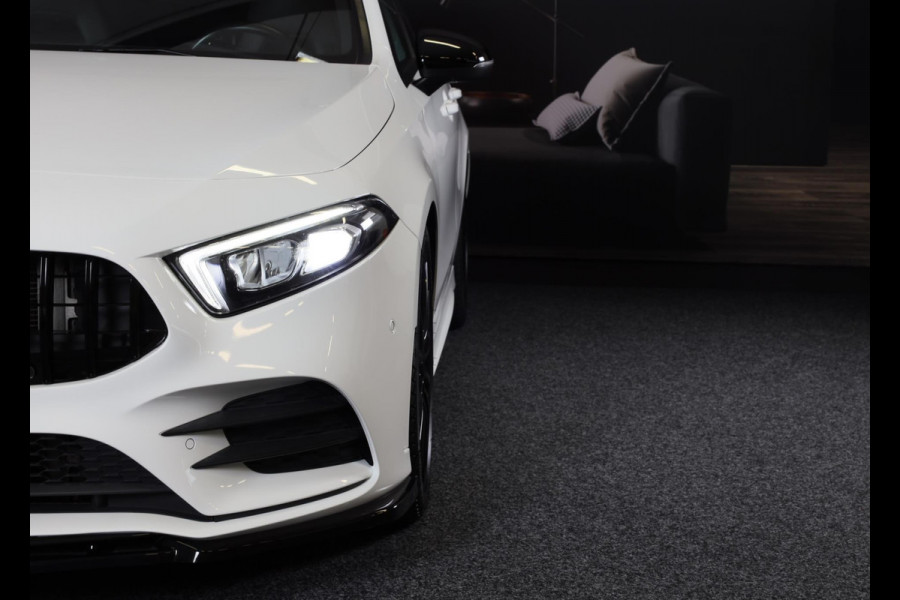 Mercedes-Benz A-Klasse 200 AMG 45 Look / Aut / 163 Pk / Navi / Camera / Cruise Control / F1 Flippers / Open Panoramadak / Led / 19