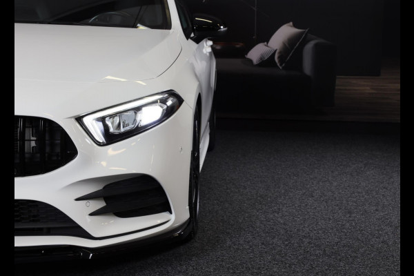 Mercedes-Benz A-Klasse 200 AMG 45 Look / Aut / 163 Pk / Navi / Camera / Cruise Control / F1 Flippers / Open Panoramadak / Led / 19