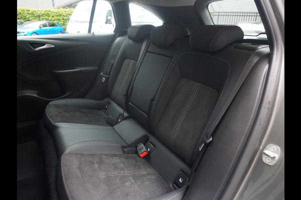 Opel Astra Sports Tourer 1.2 Ultimate