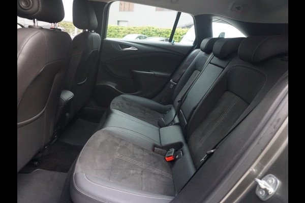 Opel Astra Sports Tourer 1.2 Ultimate
