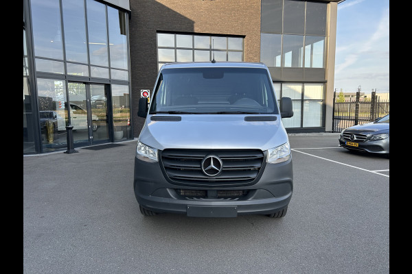 Mercedes-Benz Sprinter 315 CDI L2 H1 RWD / Trekhaak / MBUX / Camera / Carplay navigatie / Airco / 270 Graden achterdeuren