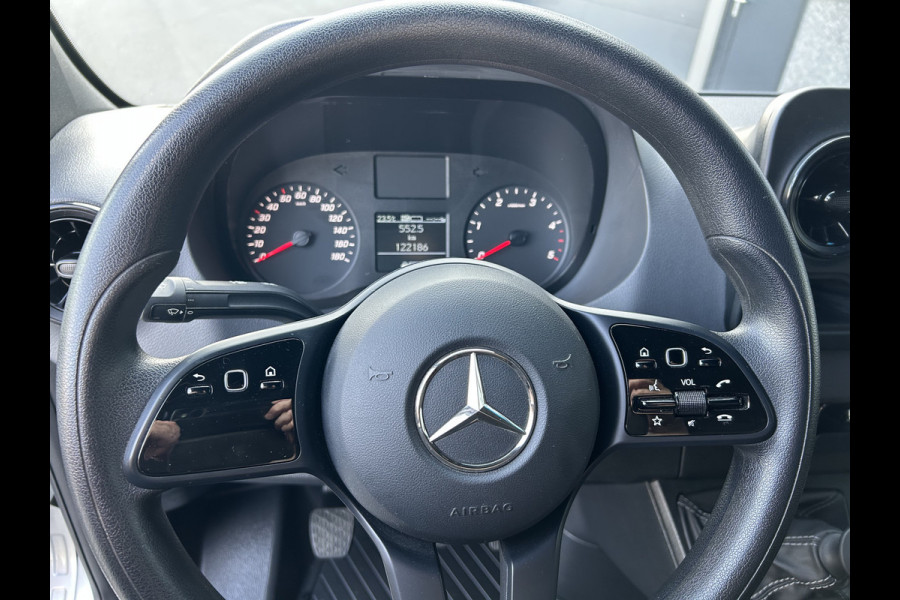 Mercedes-Benz Sprinter 315 CDI L2 H1 RWD / Trekhaak / MBUX / Camera / Carplay navigatie / Airco / 270 Graden achterdeuren