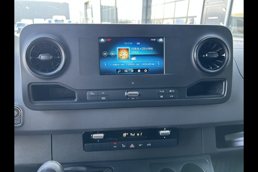Mercedes-Benz Sprinter 315 CDI L2 H1 RWD / Trekhaak / MBUX / Camera / Carplay navigatie / Airco / 270 Graden achterdeuren