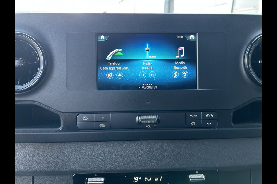 Mercedes-Benz Sprinter 315 CDI L2 H1 RWD / Trekhaak / MBUX / Camera / Carplay navigatie / Airco / 270 Graden achterdeuren