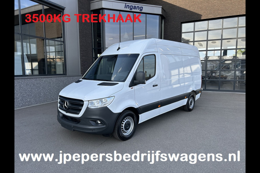 Mercedes-Benz Sprinter 319 CDI L2 H2 3.0 V6 / 3500KG Trekhaak / 360 Camera / MBUX / Navigatie / Cruise control / Airco / 270 Graden achterdeuren