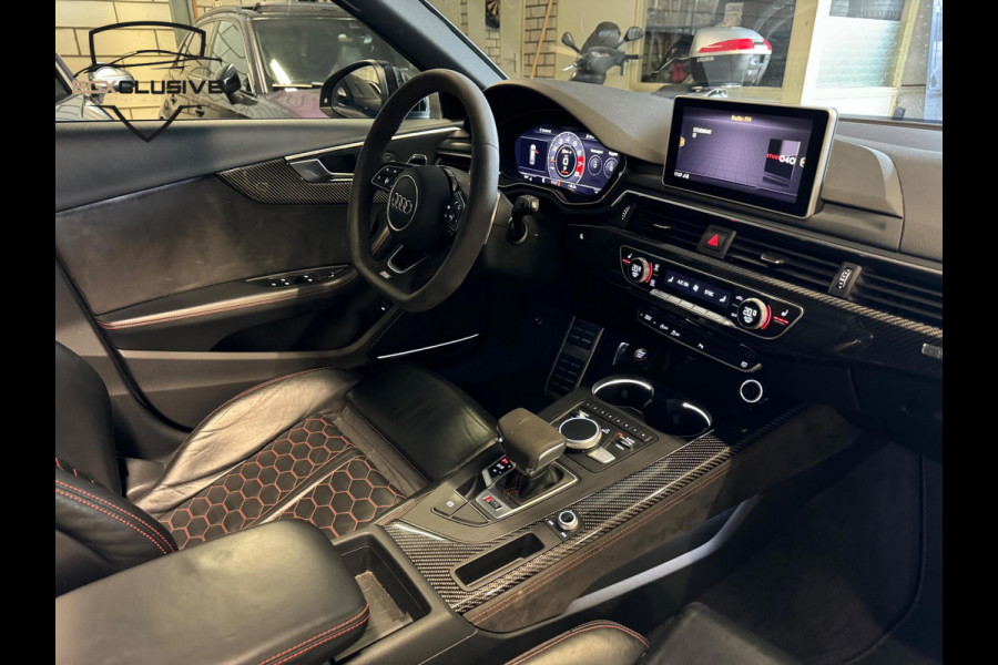 Audi RS4 2.9 TFSI Quattro Pano/B&O/Carbon/HUD/Massage/Camera