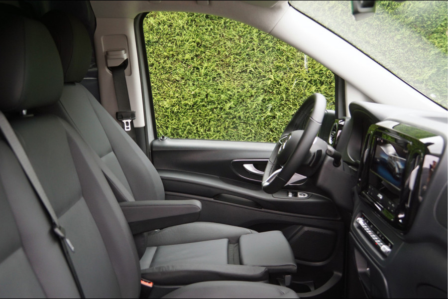 Mercedes-Benz Vito VITO 116 CDI Lang Pro Facelift | Alpinegrijs | LED Trekhaak Multibeam Stuurverwarming