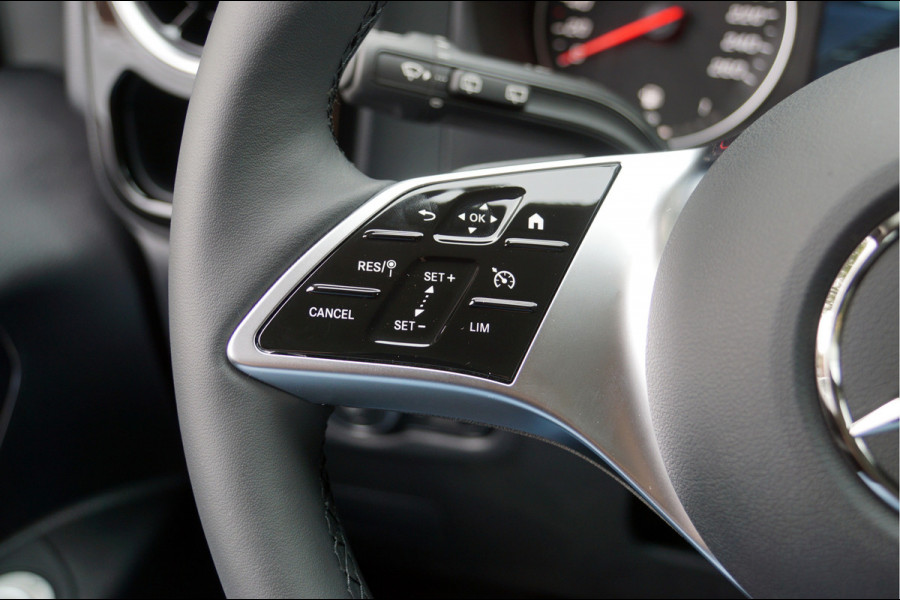 Mercedes-Benz Vito VITO 116 CDI Lang Pro Facelift | Alpinegrijs | LED Trekhaak Multibeam Stuurverwarming