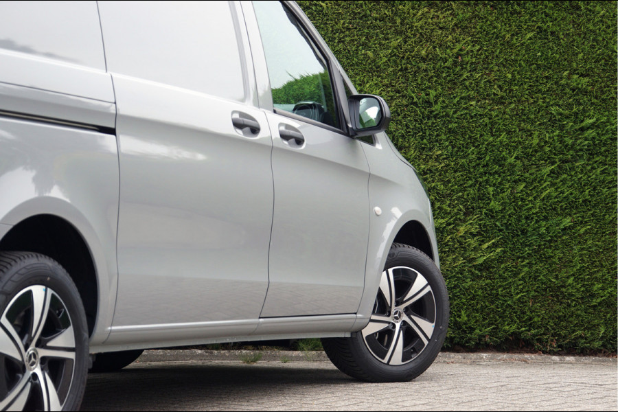 Mercedes-Benz Vito VITO 116 CDI Lang Pro Facelift | Alpinegrijs | LED Trekhaak Multibeam Stuurverwarming