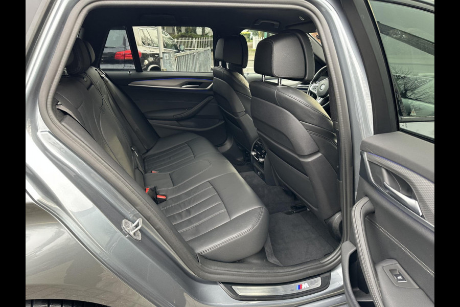 BMW 5 Serie Touring M550d xDrive High Executive !!TURBO KAPOT!!Memory|Comfortstoel|Camera|CarPlay