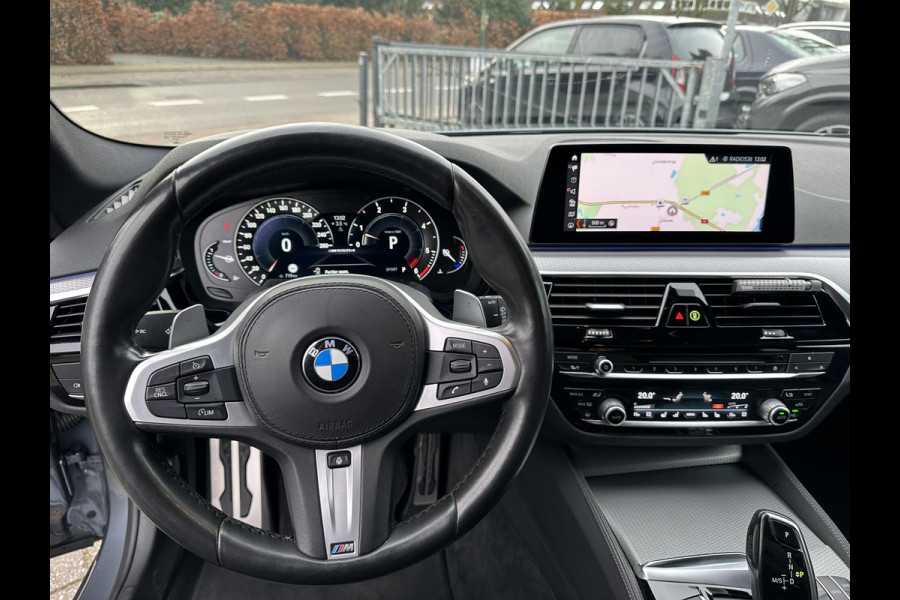 BMW 5 Serie Touring M550d xDrive High Executive !!TURBO KAPOT!!Memory|Comfortstoel|Camera|CarPlay