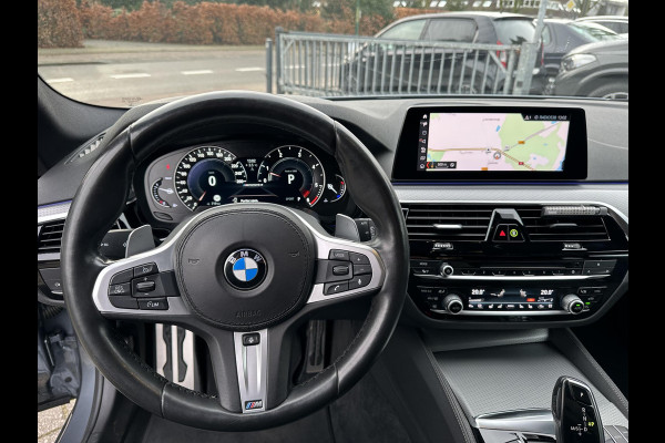 BMW 5 Serie Touring M550d xDrive High Executive !!TURBO KAPOT!!Memory|Comfortstoel|Camera|CarPlay