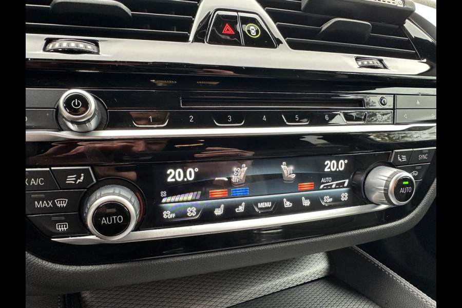 BMW 5 Serie Touring M550d xDrive High Executive !!TURBO KAPOT!!Memory|Comfortstoel|Camera|CarPlay