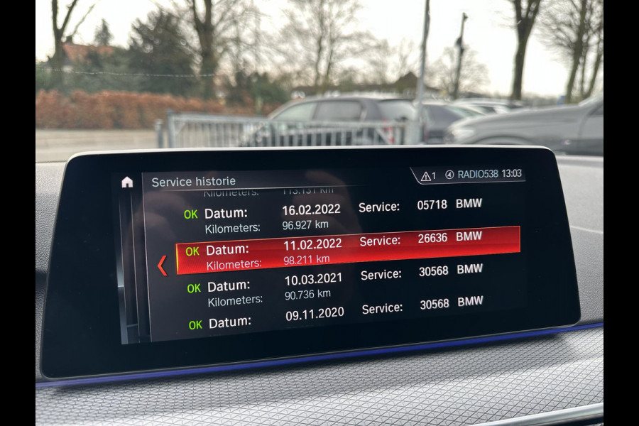 BMW 5 Serie Touring M550d xDrive High Executive !!TURBO KAPOT!!Memory|Comfortstoel|Camera|CarPlay