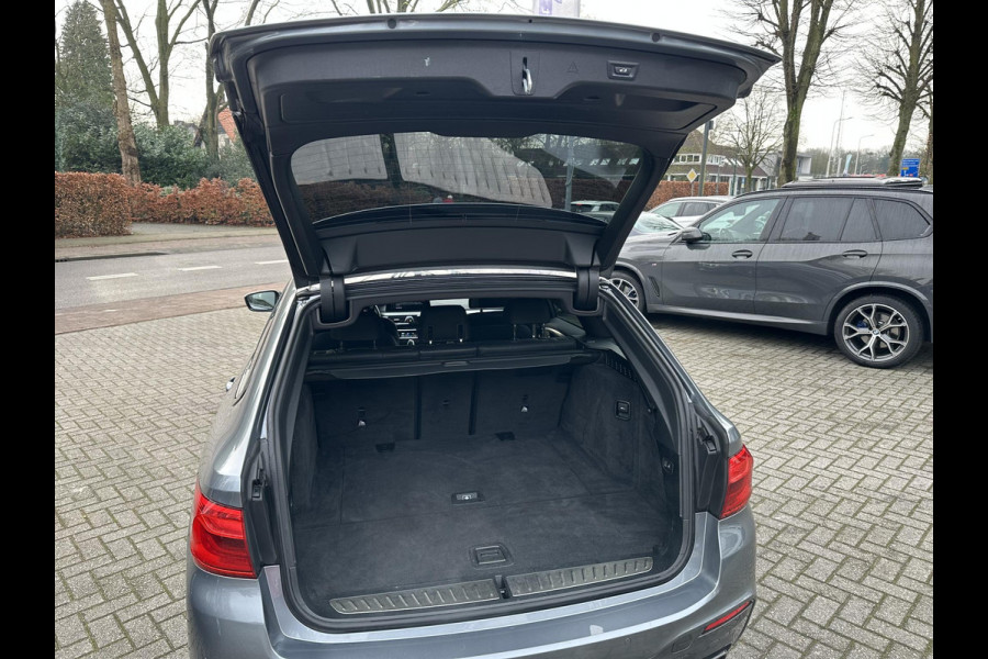 BMW 5 Serie Touring M550d xDrive High Executive !!TURBO KAPOT!!Memory|Comfortstoel|Camera|CarPlay