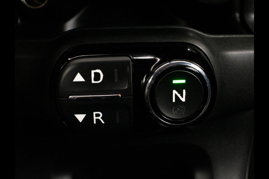 Citroën C4 Cactus 1.2 PureTech Business Sport (APPLE CARPLAY,NAVI,CLIMATE,LED,CRUISE,PDC,SPORTSTOELEN,NETTE STAAT)
