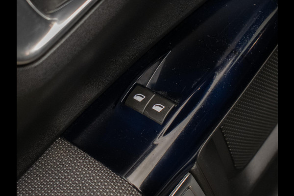 Citroën C4 Cactus 1.2 PureTech Business Sport (APPLE CARPLAY,NAVI,CLIMATE,LED,CRUISE,PDC,SPORTSTOELEN,NETTE STAAT)