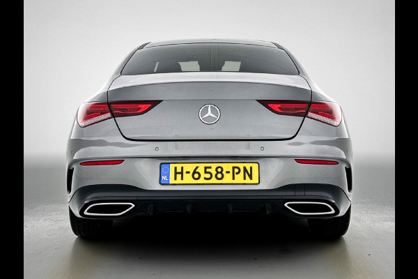 Mercedes-Benz CLA-Klasse 180 Business Solution AMG Night Upgrade (PANORAMADAK, SFEERVERLICHTING, STOELVERWARMING, CAMERA, 1e EIG)