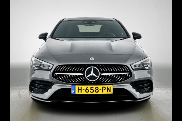 Mercedes-Benz CLA-Klasse 180 Business Solution AMG Night Upgrade (PANORAMADAK, SFEERVERLICHTING, STOELVERWARMING, CAMERA, 1e EIG)